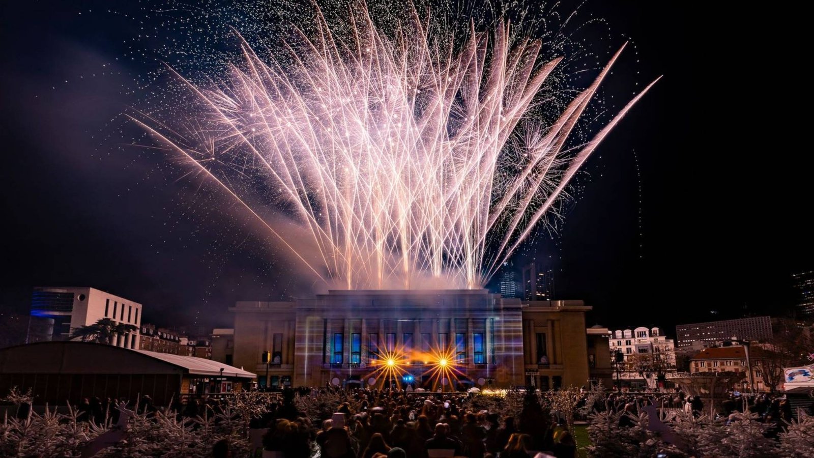 Pyrotechnics and traditions: what Diwali, New Year and national holidays reveal