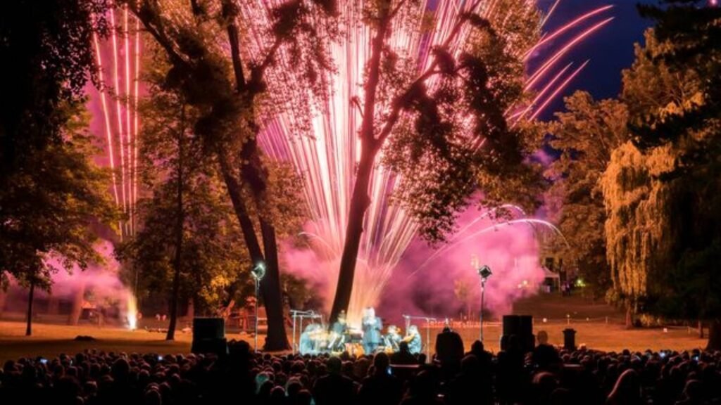 Feu d’artifice lors d’un événement marketing d’entreprise